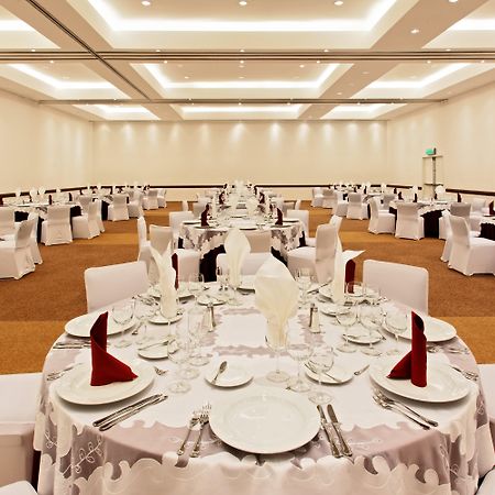 Holiday Inn Mexico City-Plaza Universidad By Ihg Restoran gambar